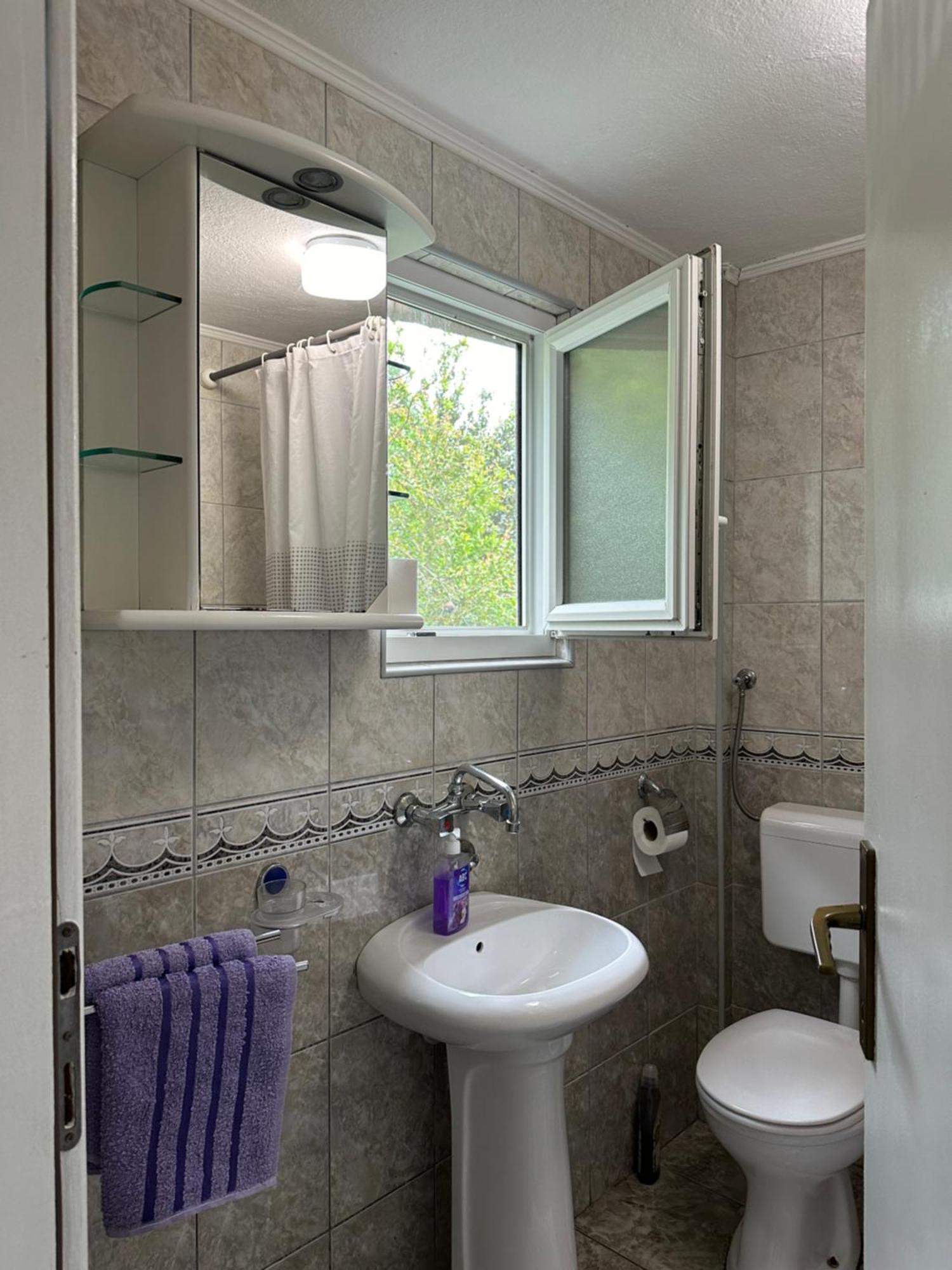 Apartman Nina Risan Esterno foto